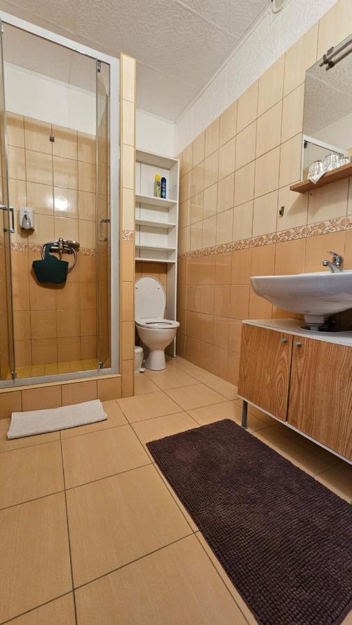 Zamecky Penzion Rotunda Břeclav エクステリア 写真