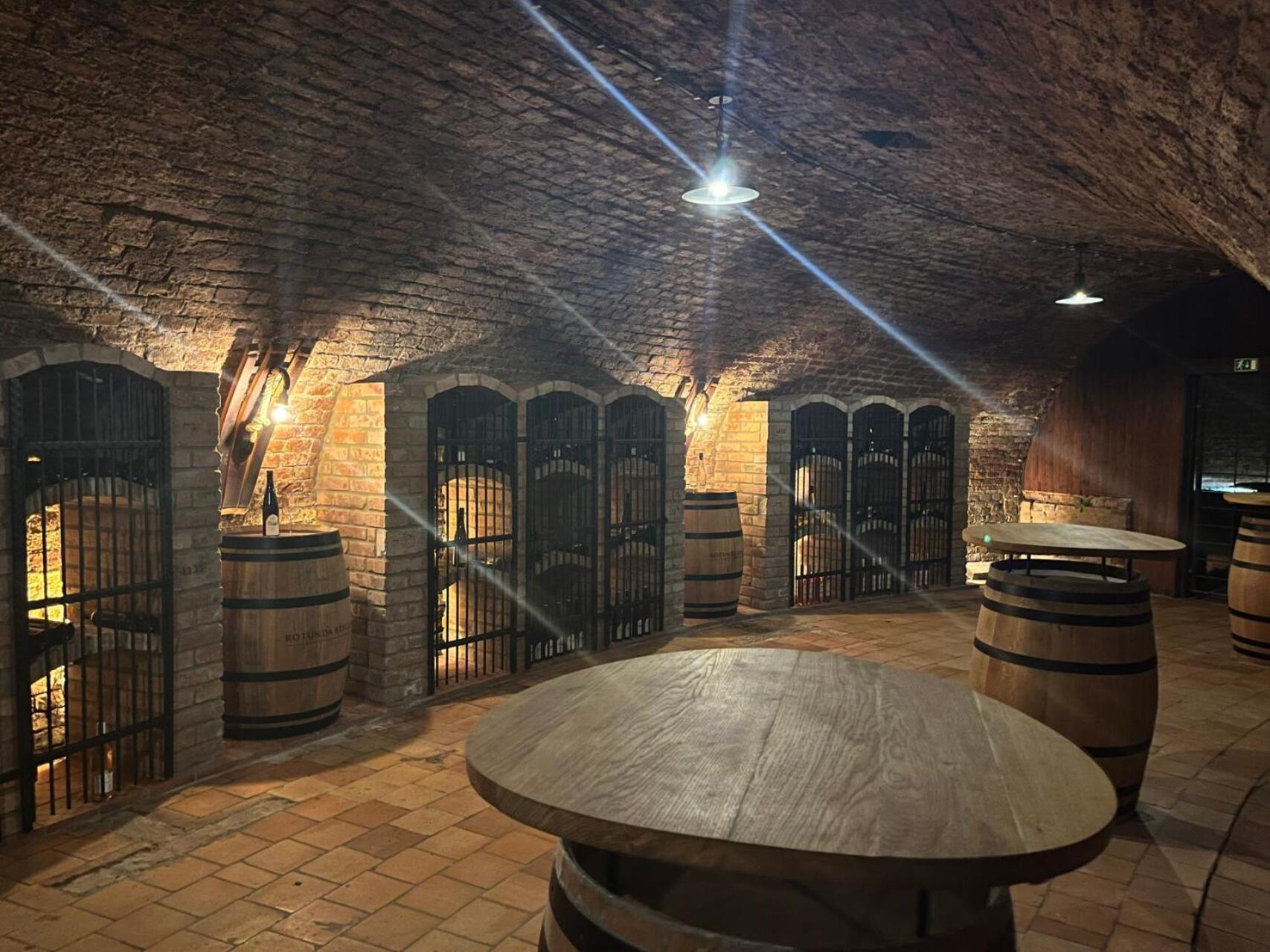 Zamecky Penzion Rotunda Břeclav エクステリア 写真